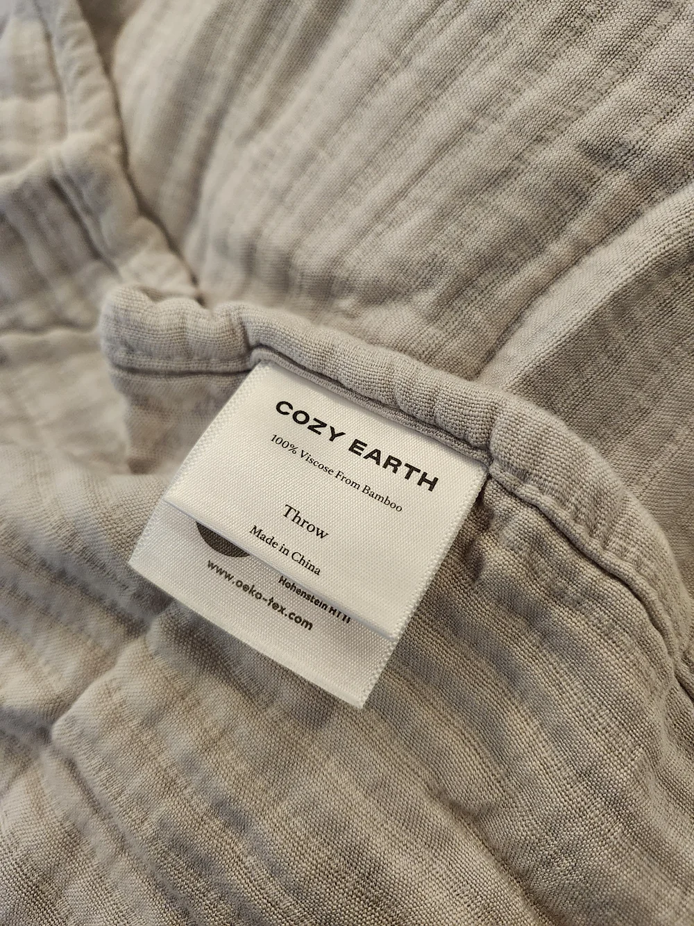 Cozy Earth Bamboo Throw Blanket Light Gray 100% Bamboo w/ Storage Bag